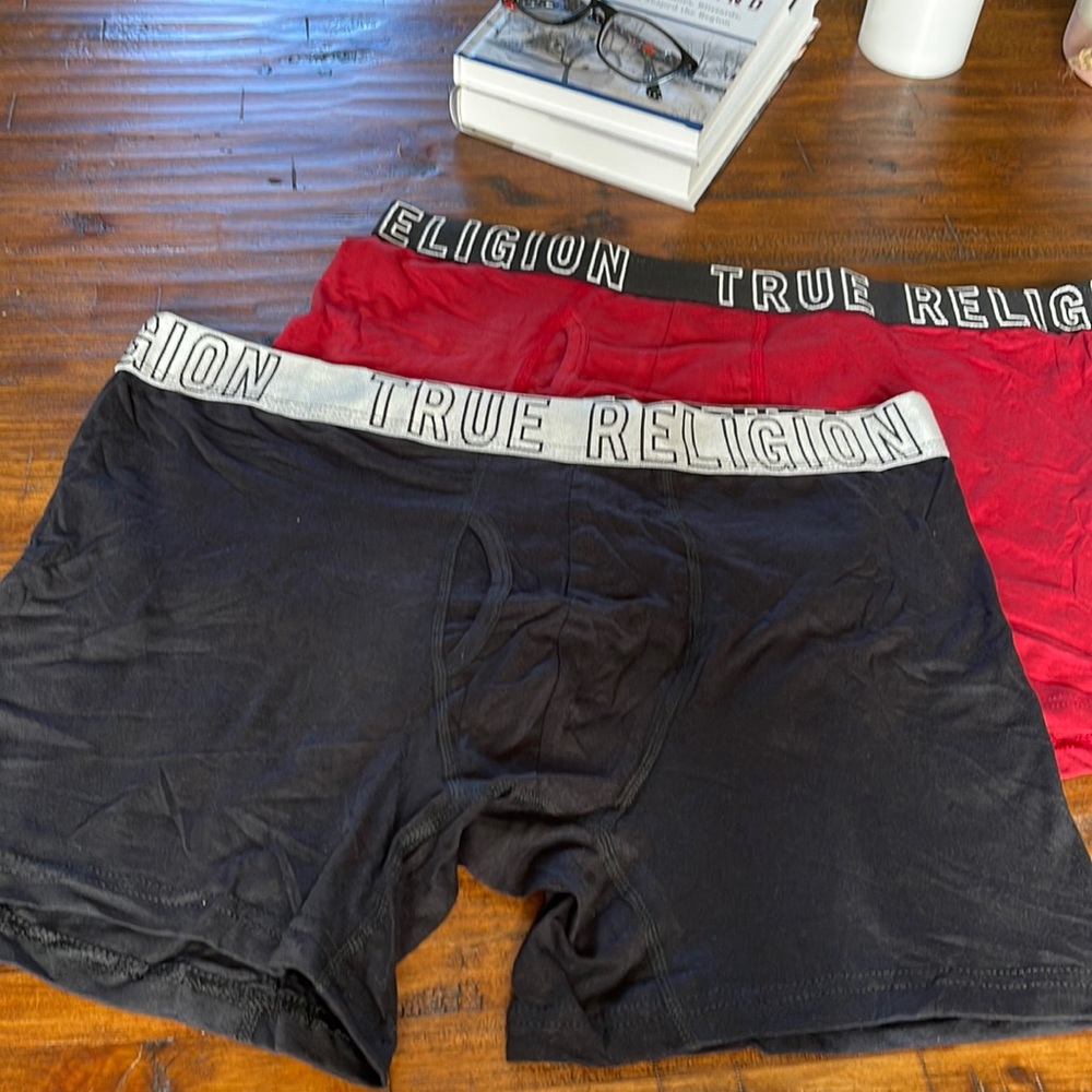 True Religion XL Fly Front Cotton/Spandex Boxer Brief (2 Single Pairs)